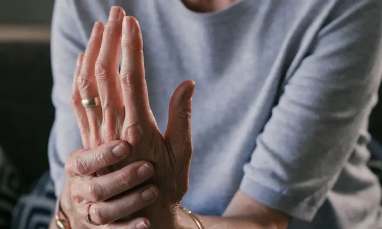 حمله قلبی و درد دست چپ